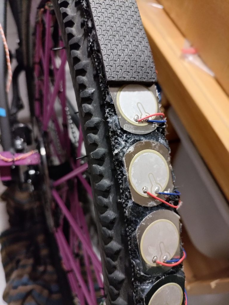 Progetto – E-Tyres - ajdfAAPemRGT.jpg
