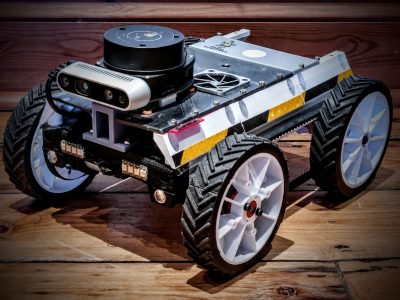 Slammer: Un robot rover autonomo